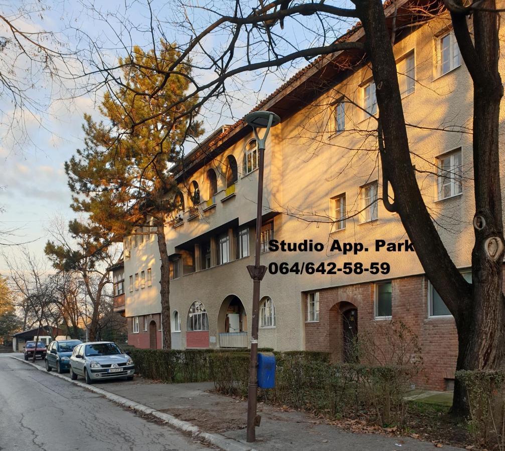 Apartman Park Jagodina-Studio U Centru Grada Kültér fotó